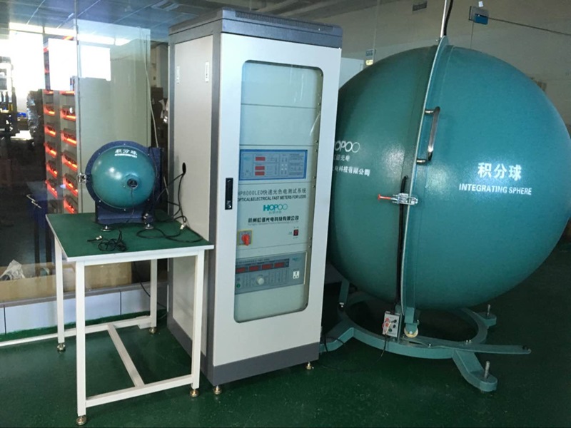 Integrating sphere equipment